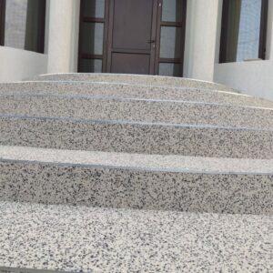 covor de piatra pret scari