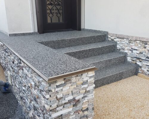 covor de piatra pret terasa